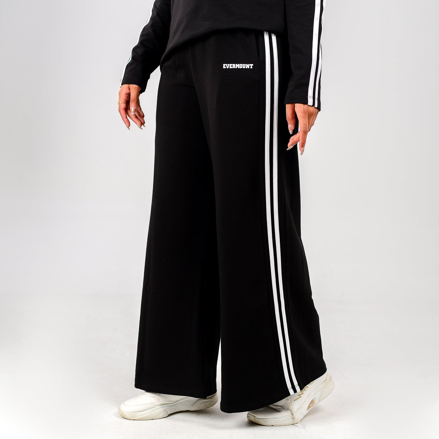 LineFlow Wide Leg (Sweatpants Only)