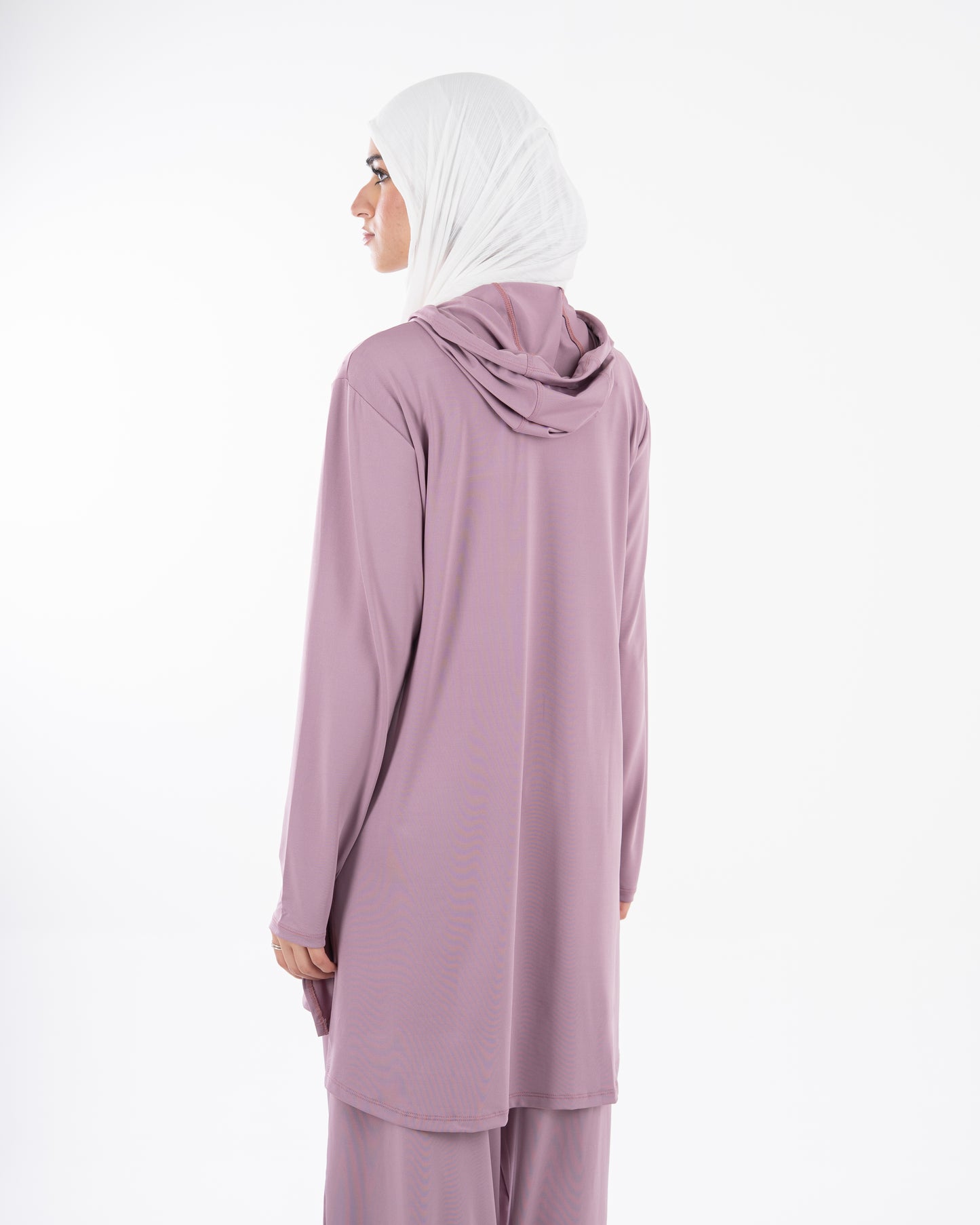 Long Modest Sports Tee