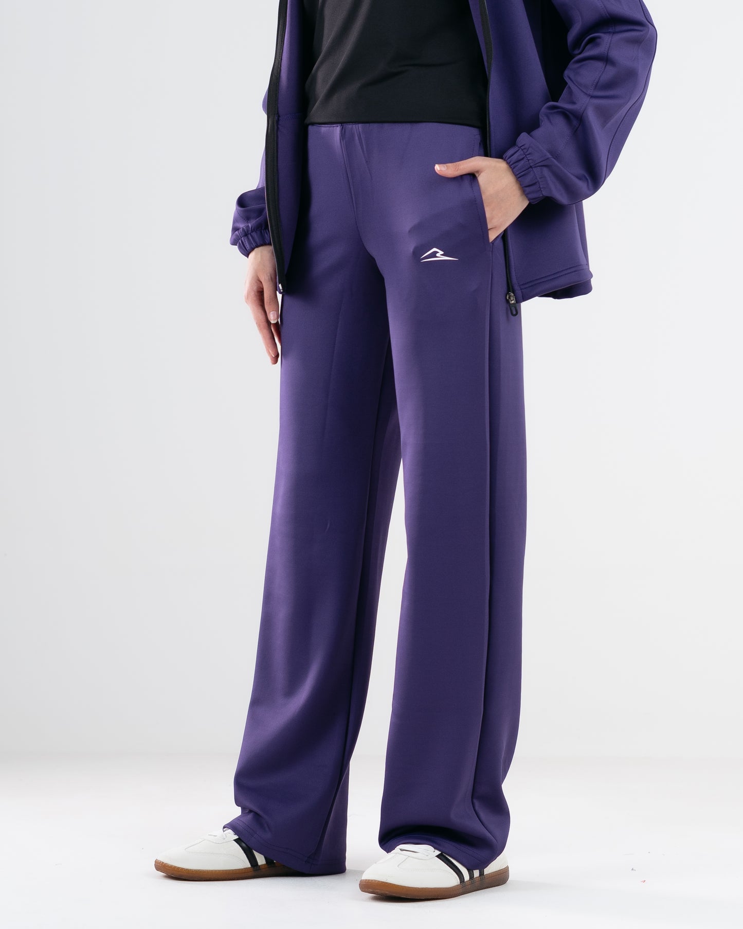 Motion Straight Pants