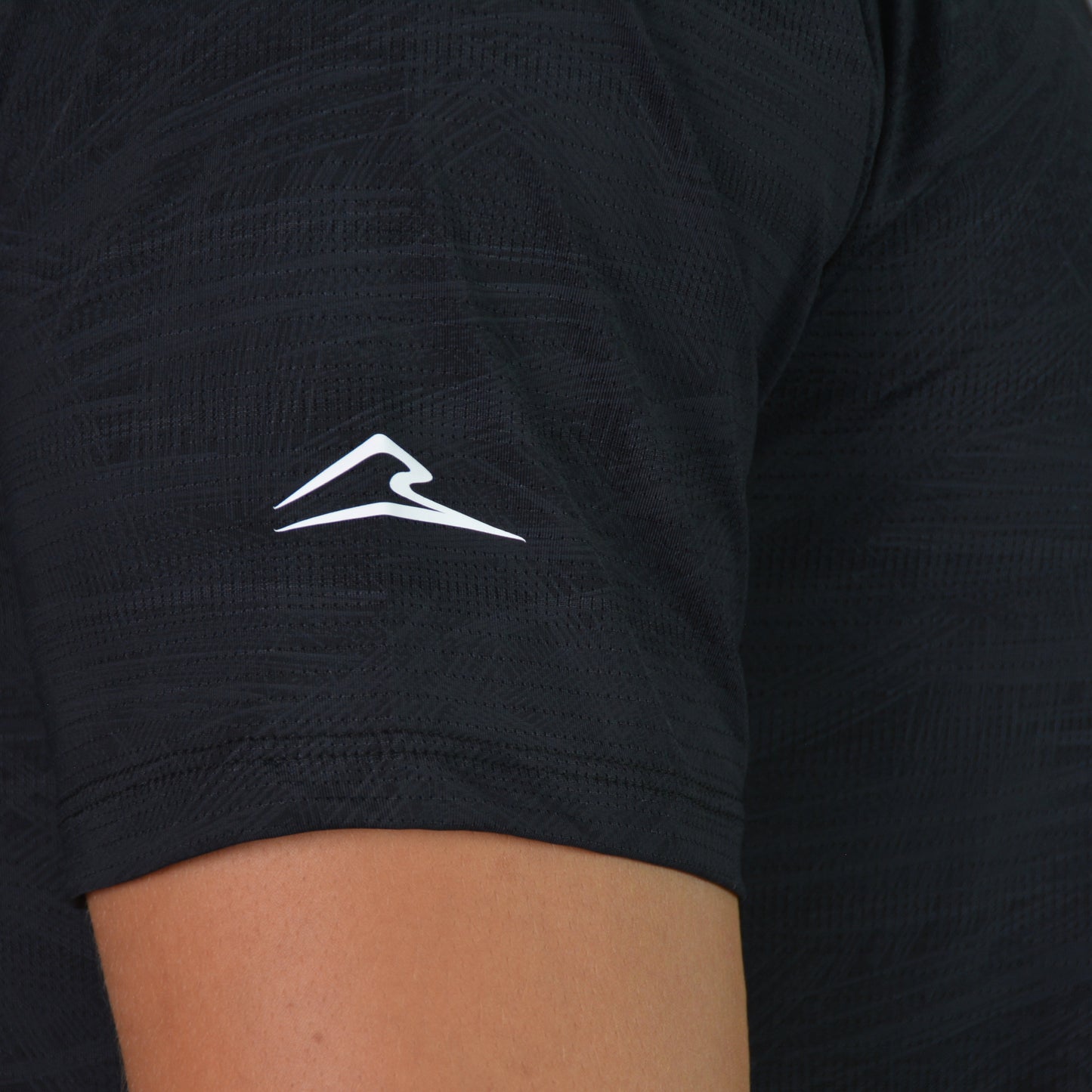 Elevation Edge Performance Tee (Patterned Black)